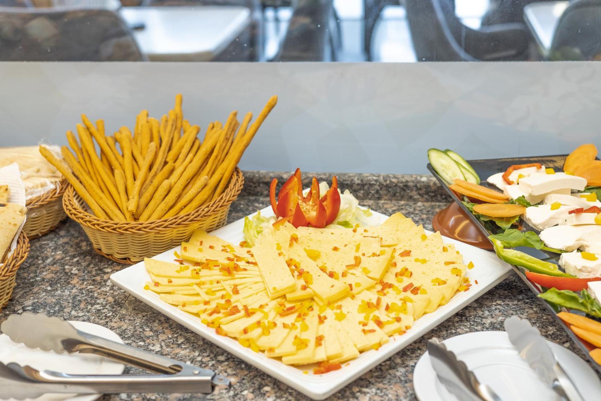 New Comfort Inn Giza Kafret el-Gabal Esterno foto
